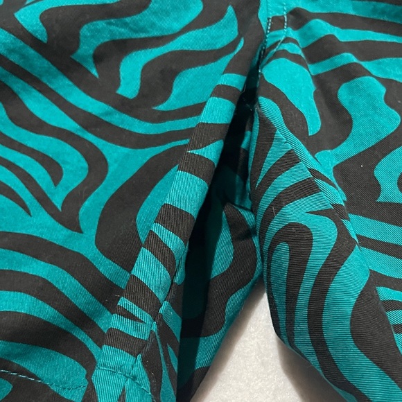 Dickies Men's Swim Trunks in Black and Teal size XXL - Picture 3 of 10
